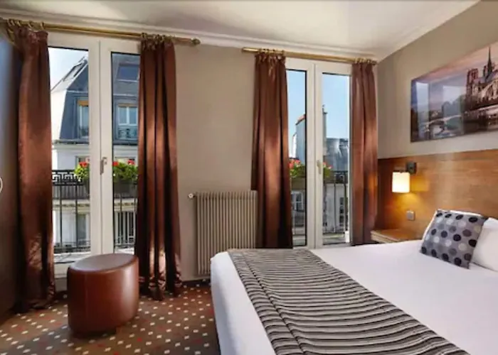 Hotel Abbatial Saint Germain 3*